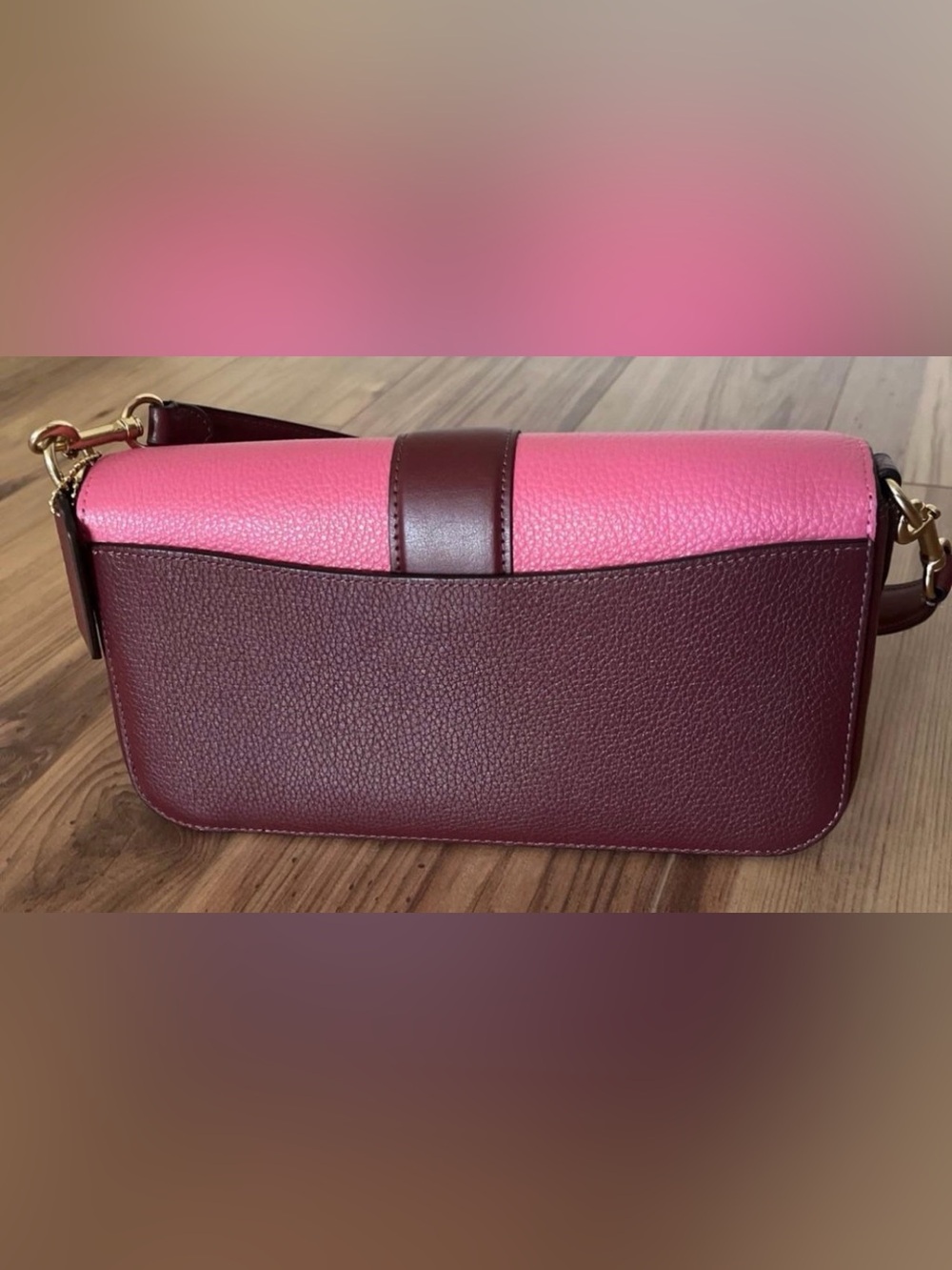 ✨ Beautiful Coach Pink & White Shoulder Bag ✨ 🩷🩷🩷🩷🩷 - Picture 6 of 15